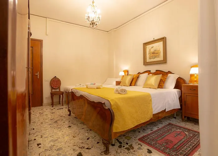 Residenza Porta Leoni - Royal Welcome فيرونا